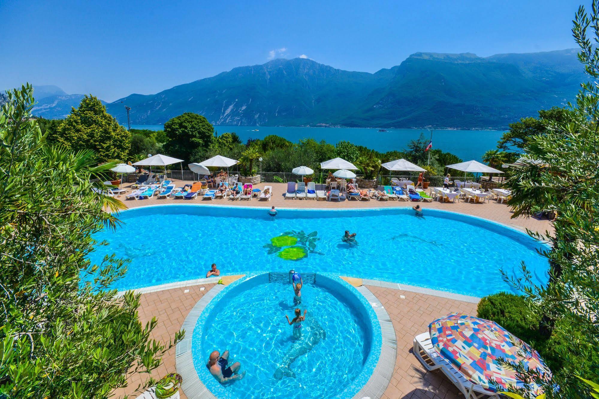 Camping Park Garda 리몬네술가르다 외부 사진